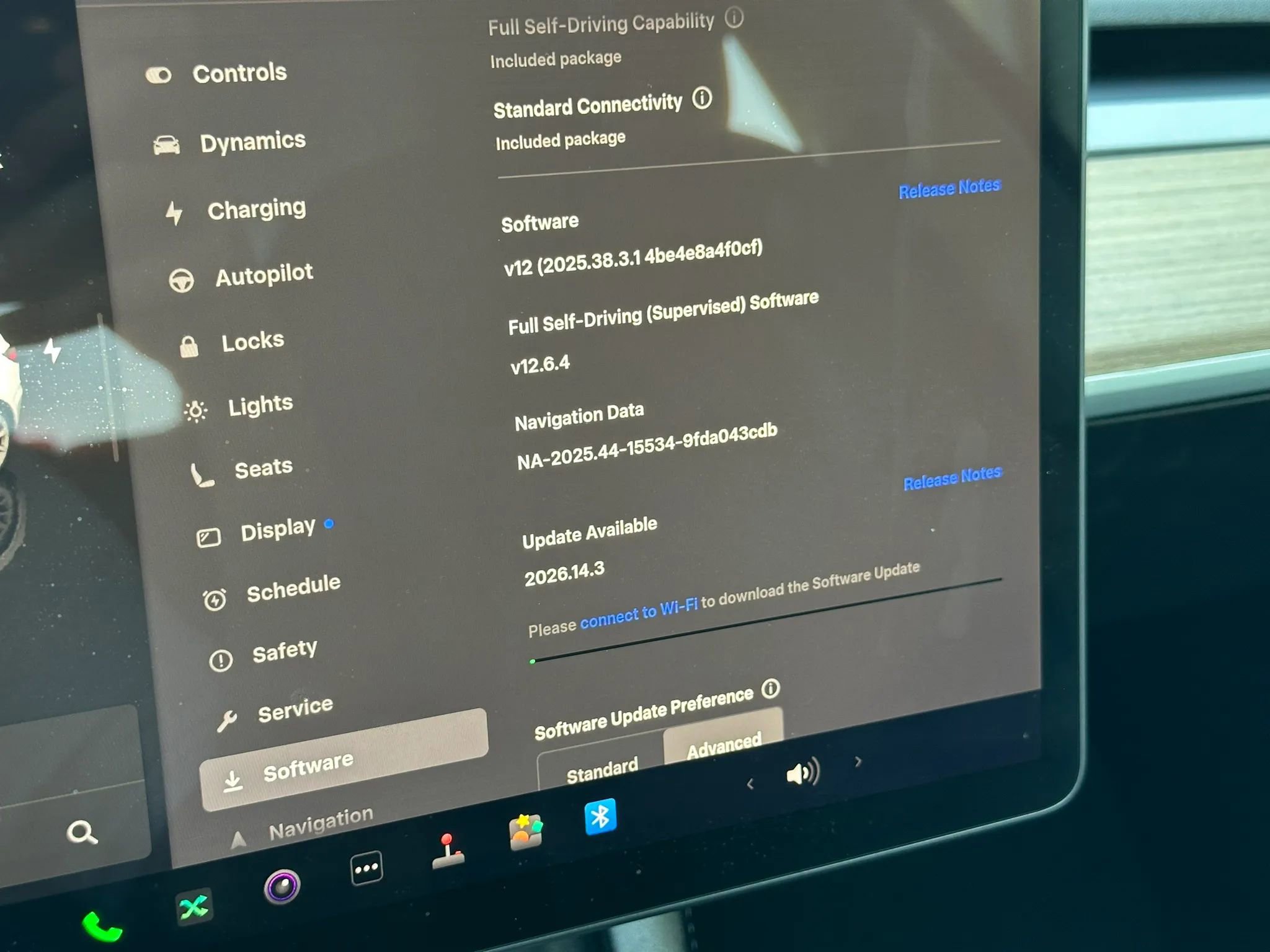 Used 2022 Tesla Model 3 Long Range AWD/4WD image 34