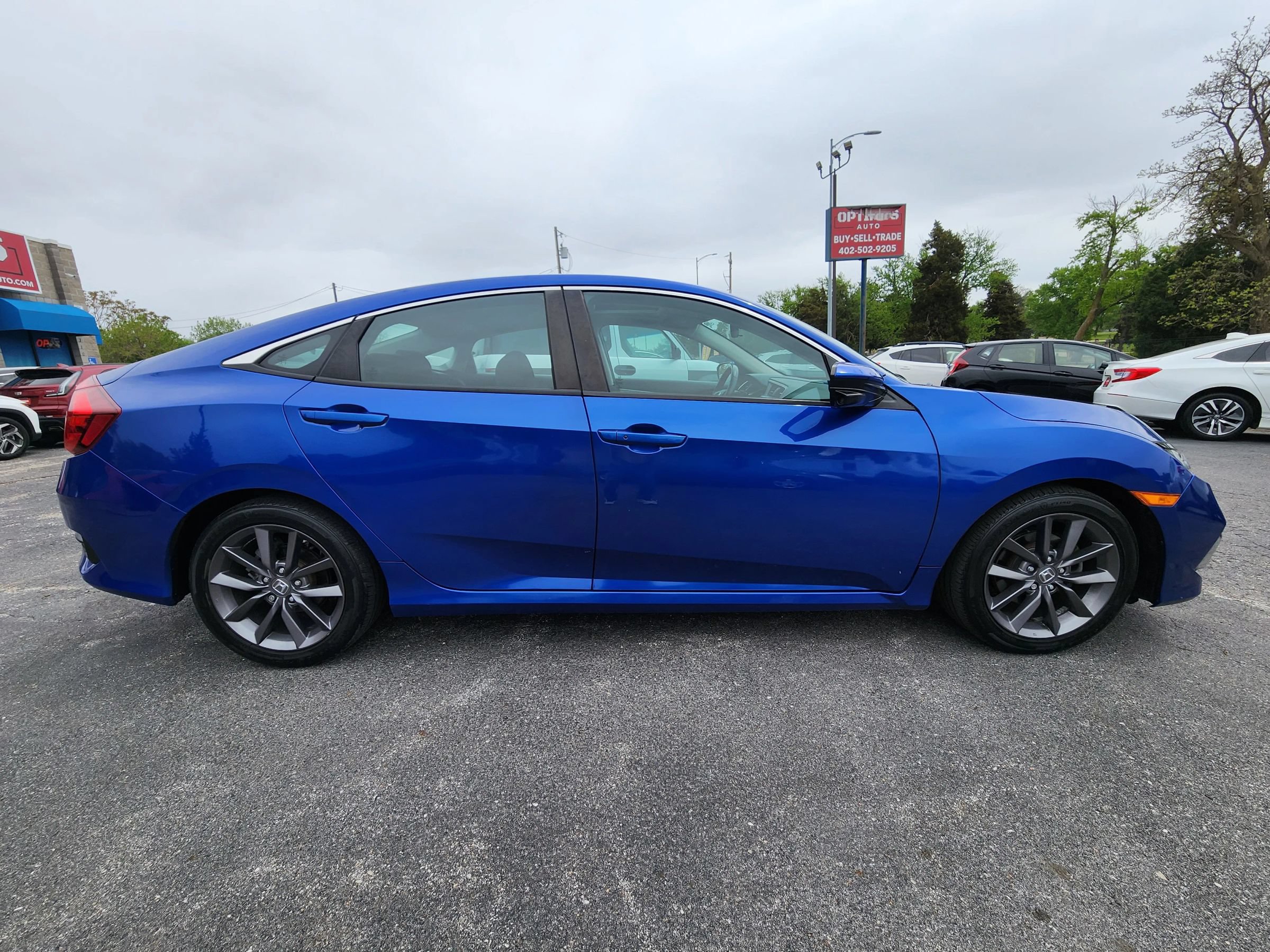 Used 2020 Honda Civic EX image 8