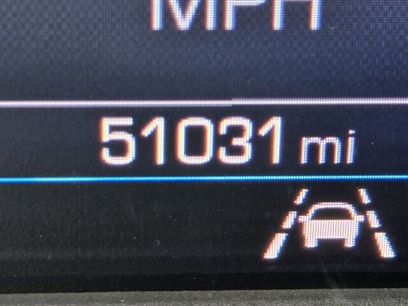 Used 2021 Chevrolet Equinox LT image 23