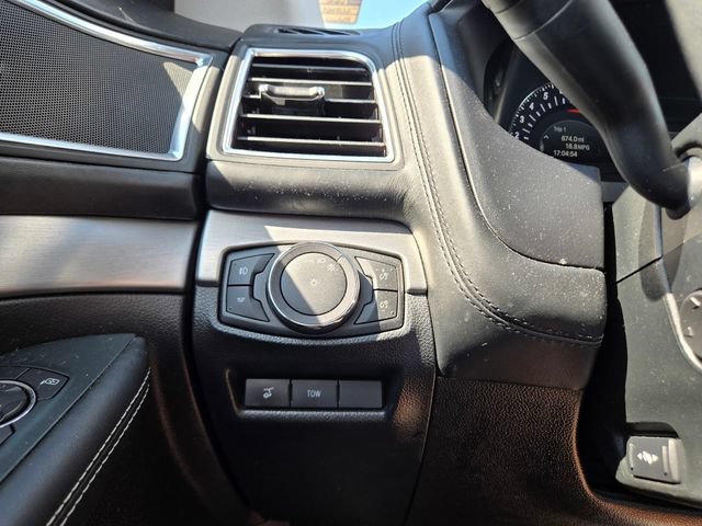 Used 2018 Ford Explorer Platinum AWD/4WD image 25