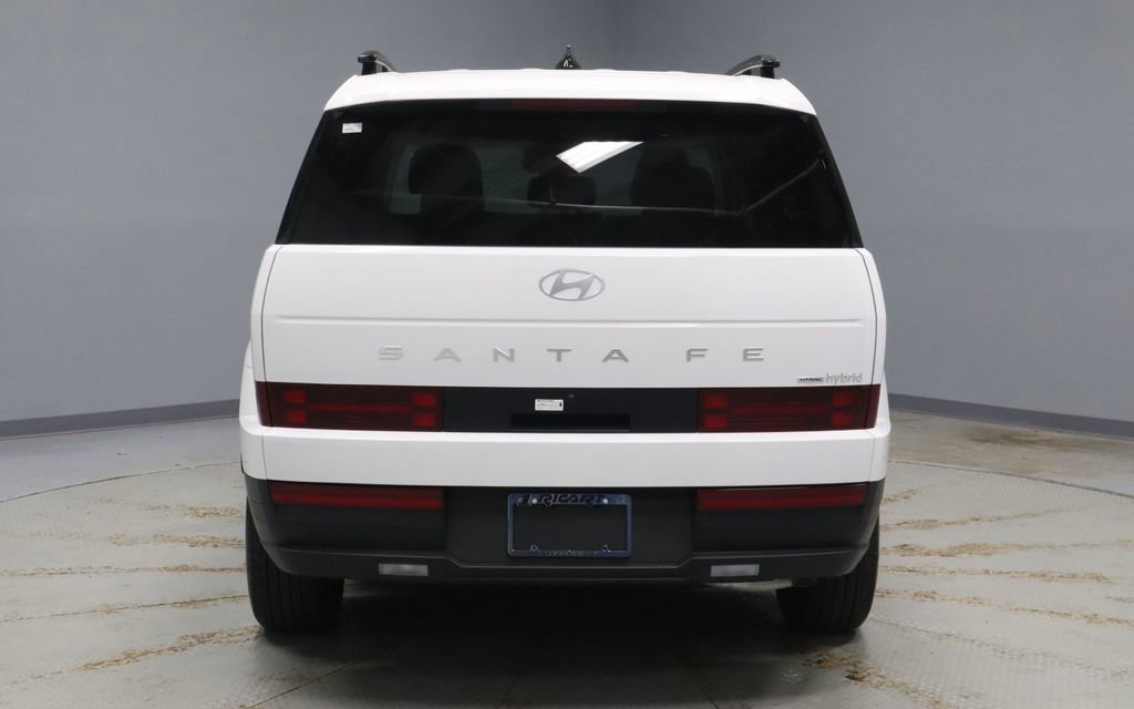 Used 2025 Hyundai Santa Fe SEL AWD/4WD image 9