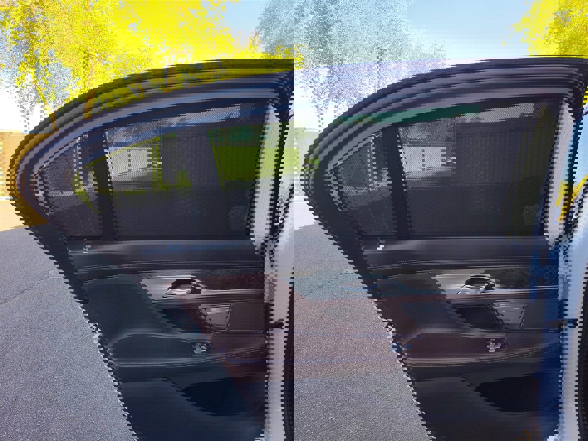 Used 2016 BMW 740i image 31