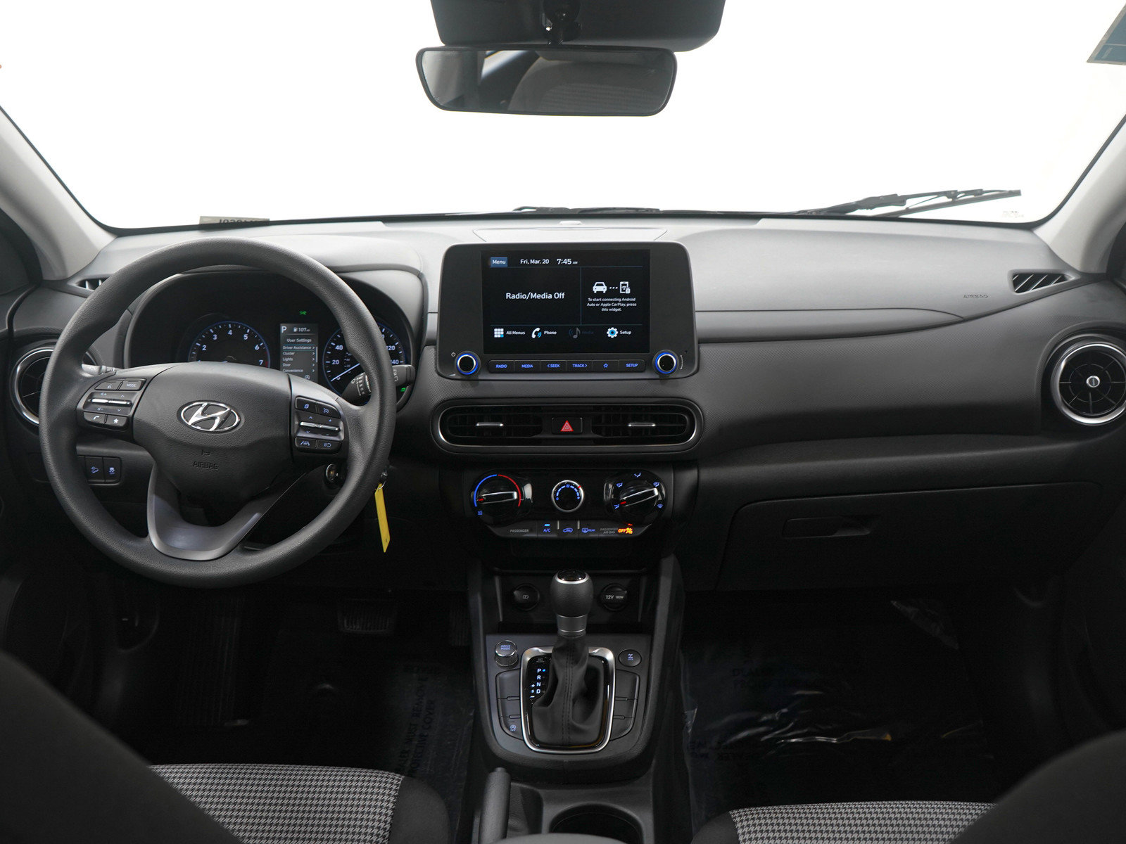 Used 2023 Hyundai Kona SE image 13