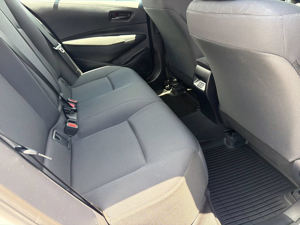 Used 2026 Toyota Corolla LE FWD image 18