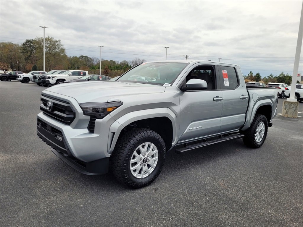 New 2025 Toyota Tacoma SR5 image 3