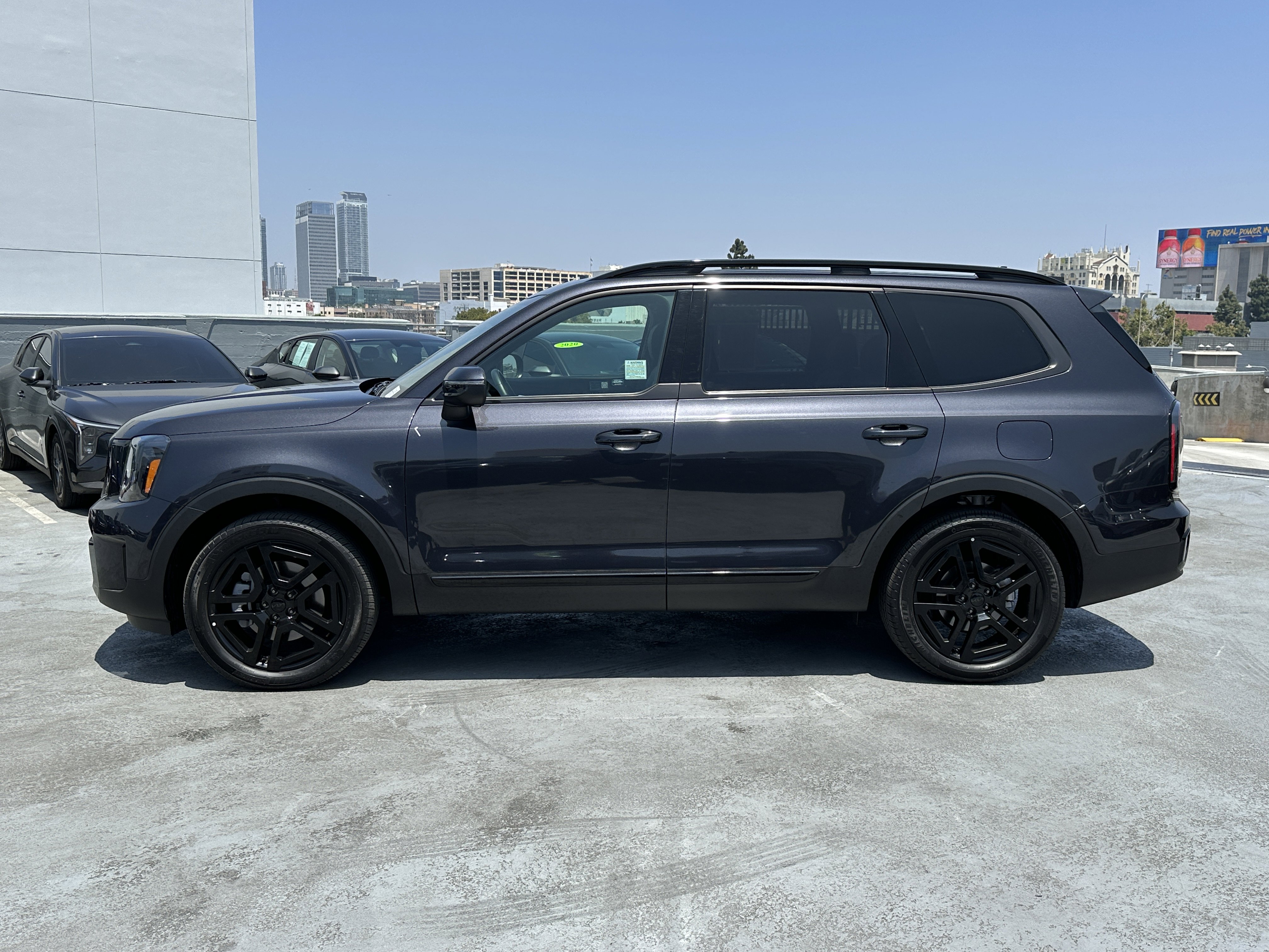 Certified 2025 Kia Telluride EX X-Line AWD/4WD image 3