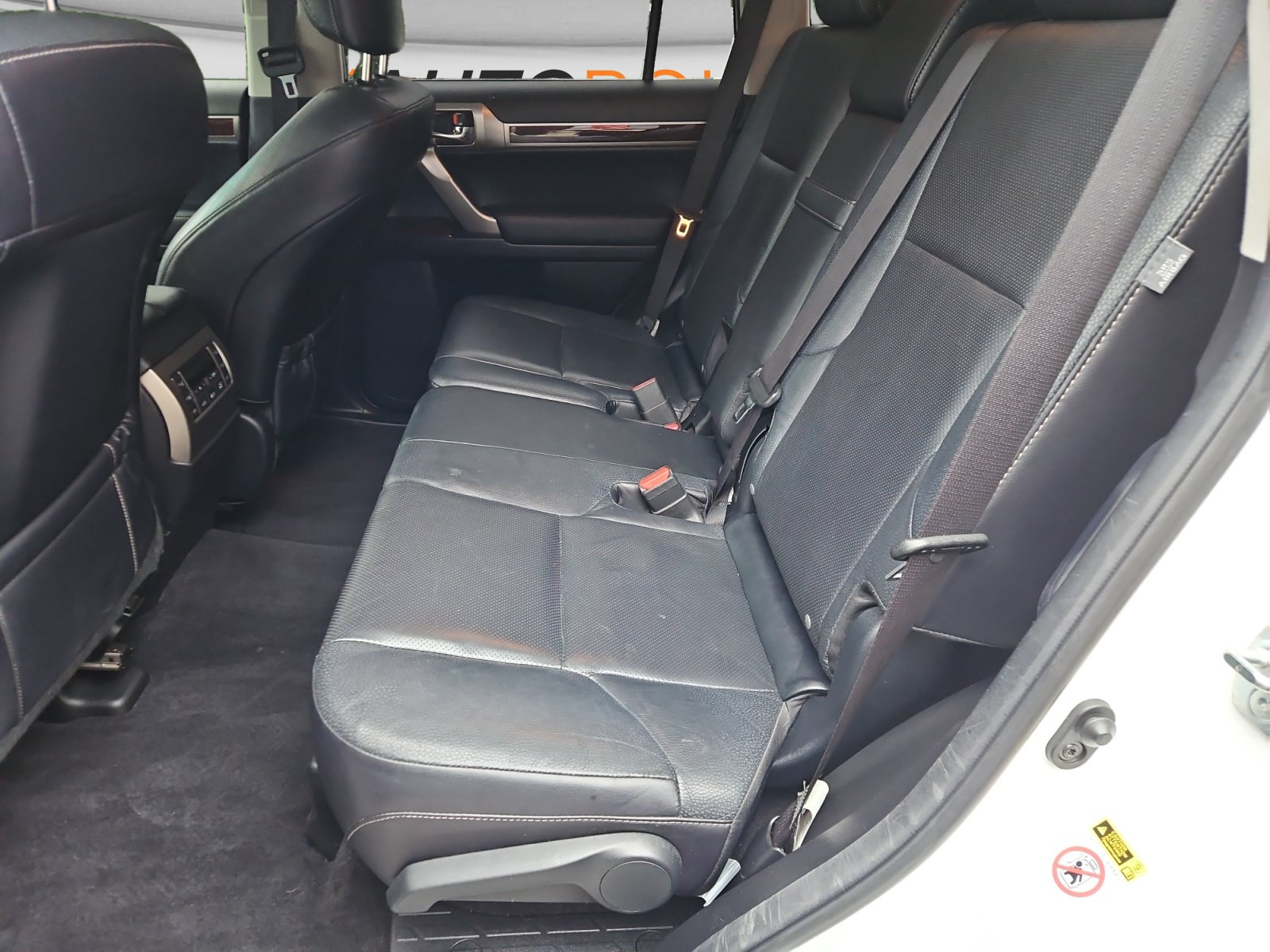 Used 2014 Lexus GX 460 w/ Premium Package AWD/4WD image 14