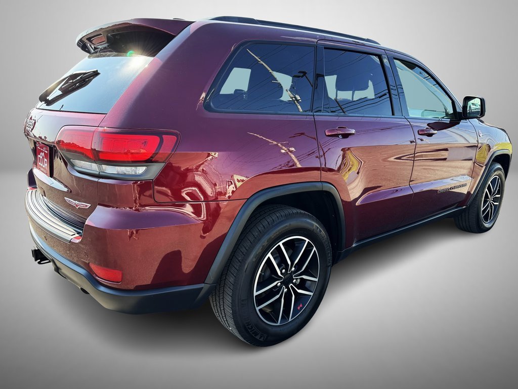 Used 2020 Jeep Grand Cherokee Trailhawk image 3