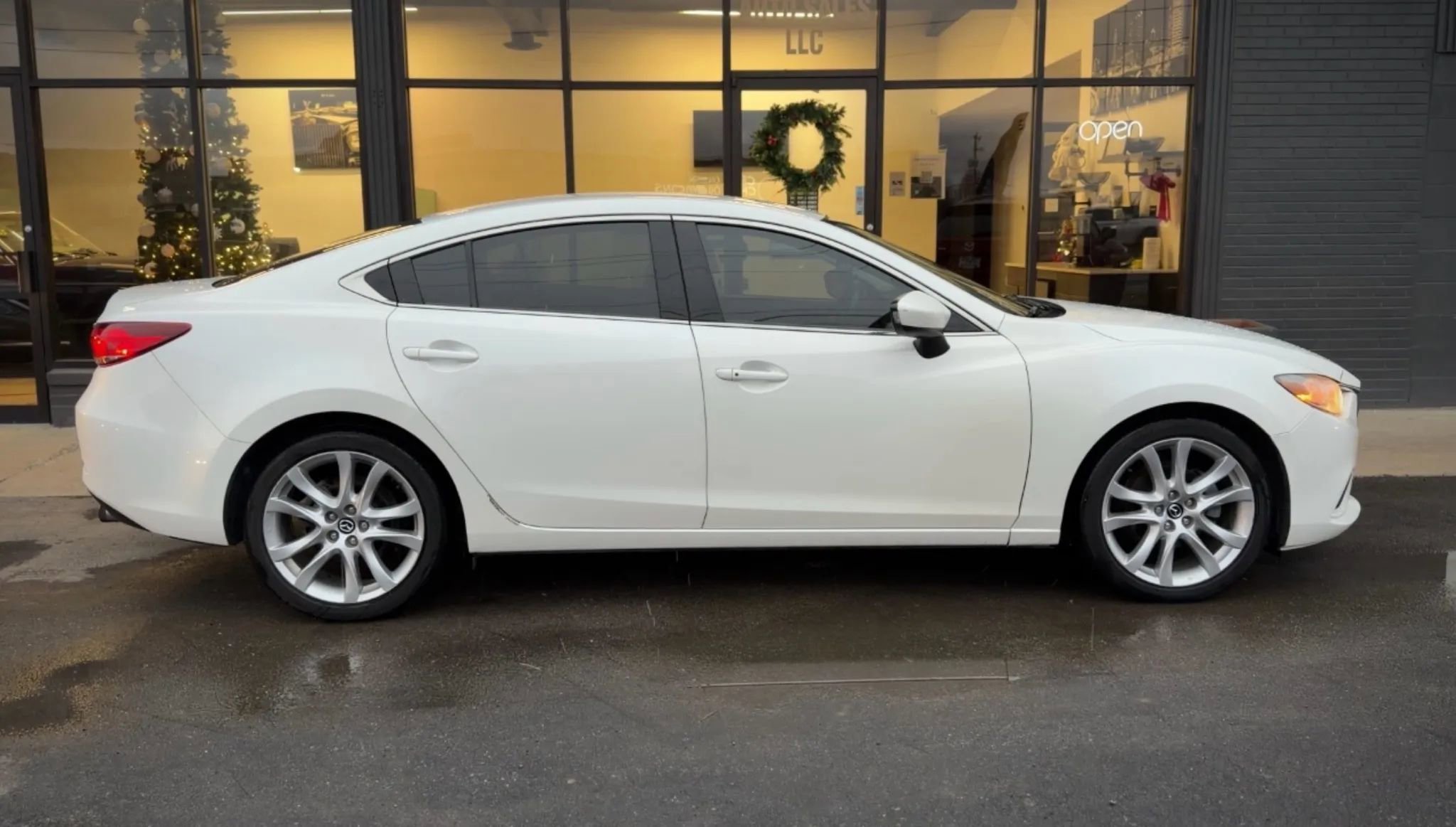 Used 2016 MAZDA MAZDA6 Touring image 3