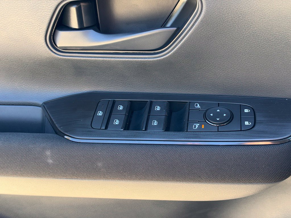 New 2027 Nissan Kicks S AWD/4WD image 23