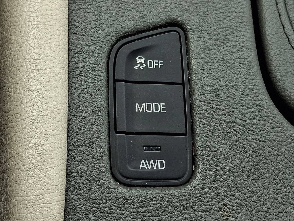 Used 2018 Cadillac XT5 Luxury w/ Driver Awareness Package AWD/4WD image 25