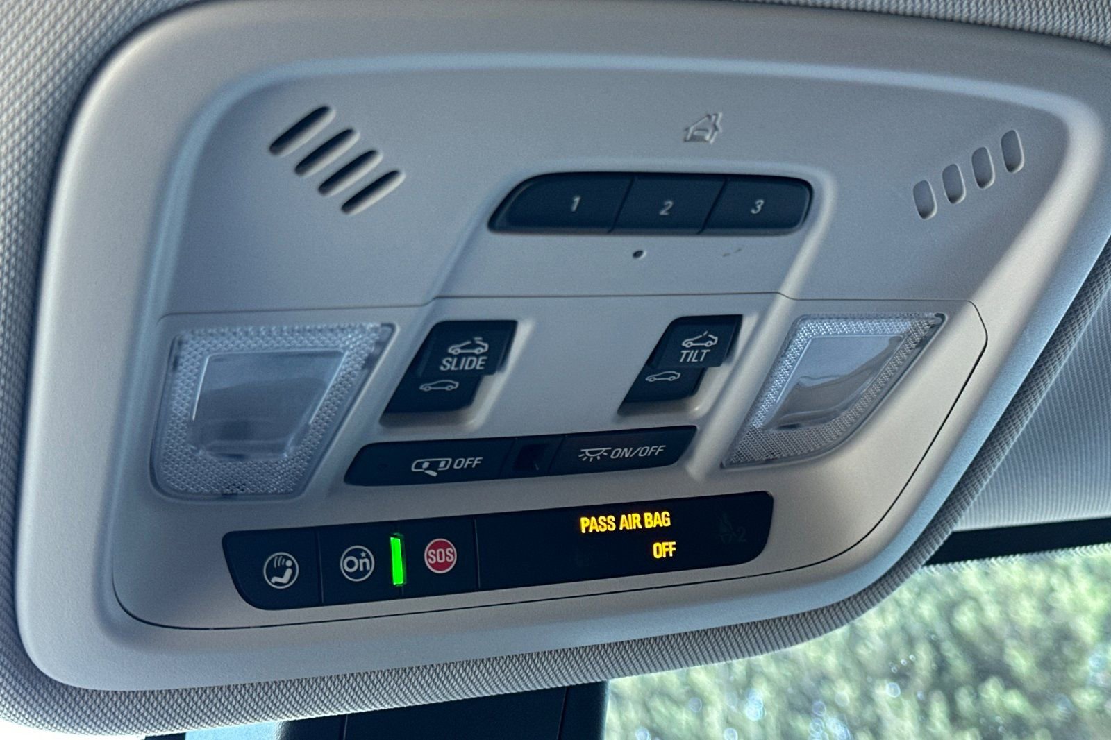 Used 2018 Chevrolet Traverse High Country image 23