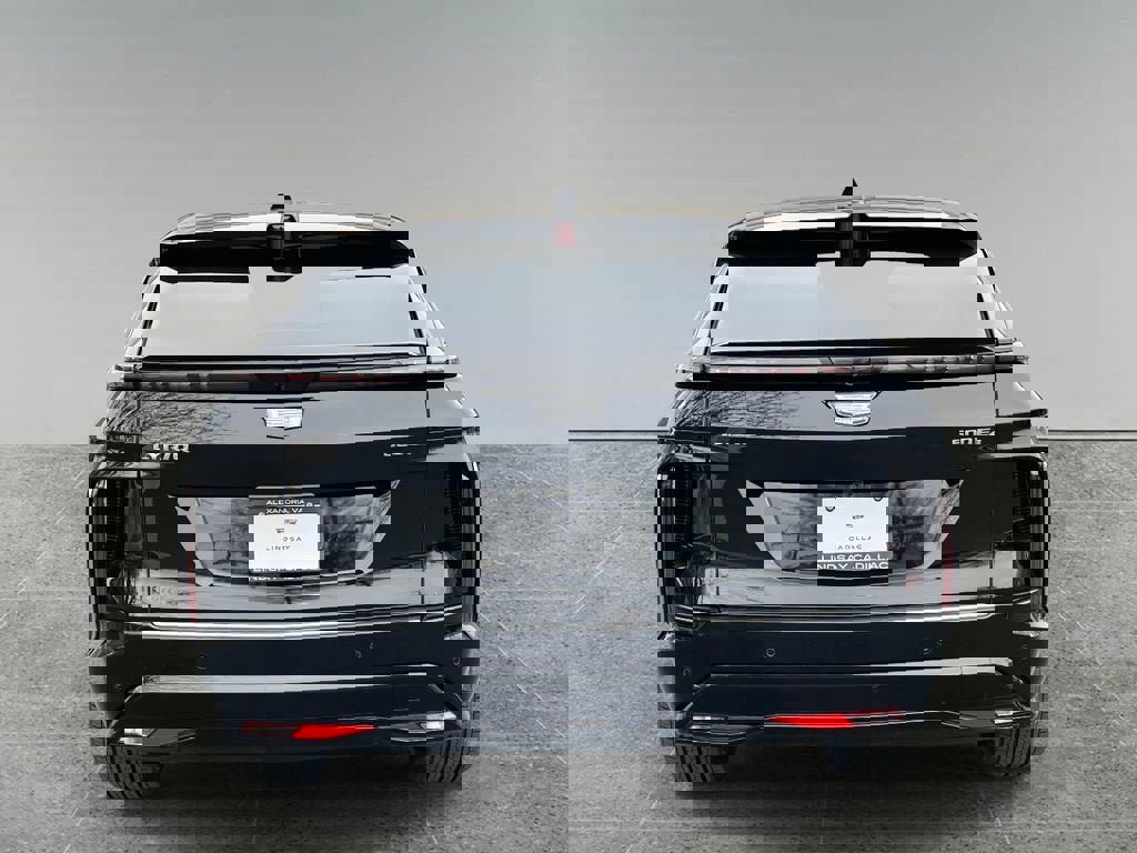 New 2024 Cadillac Lyriq Luxury w/ LPO, Floor Liner Package image 10