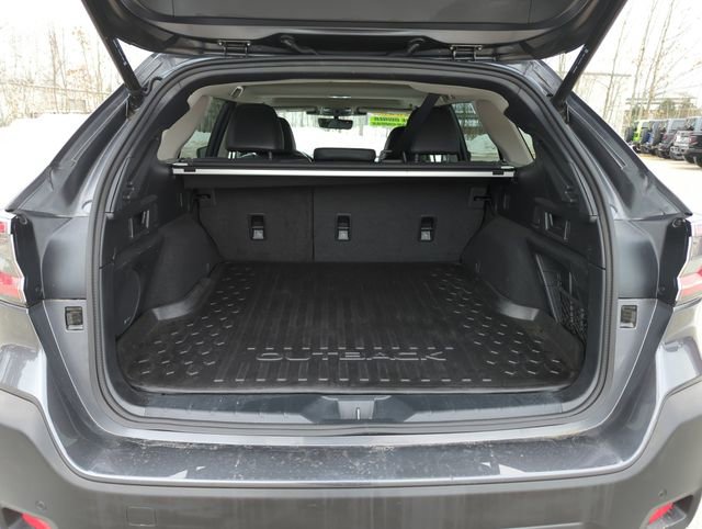 Used 2023 Subaru Outback Limited image 30