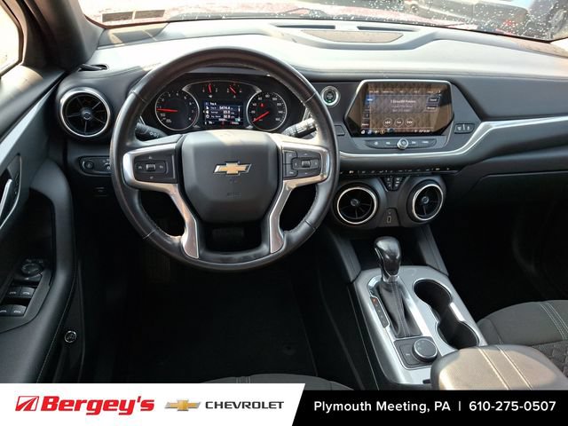 Used 2019 Chevrolet Blazer LT FWD image 13