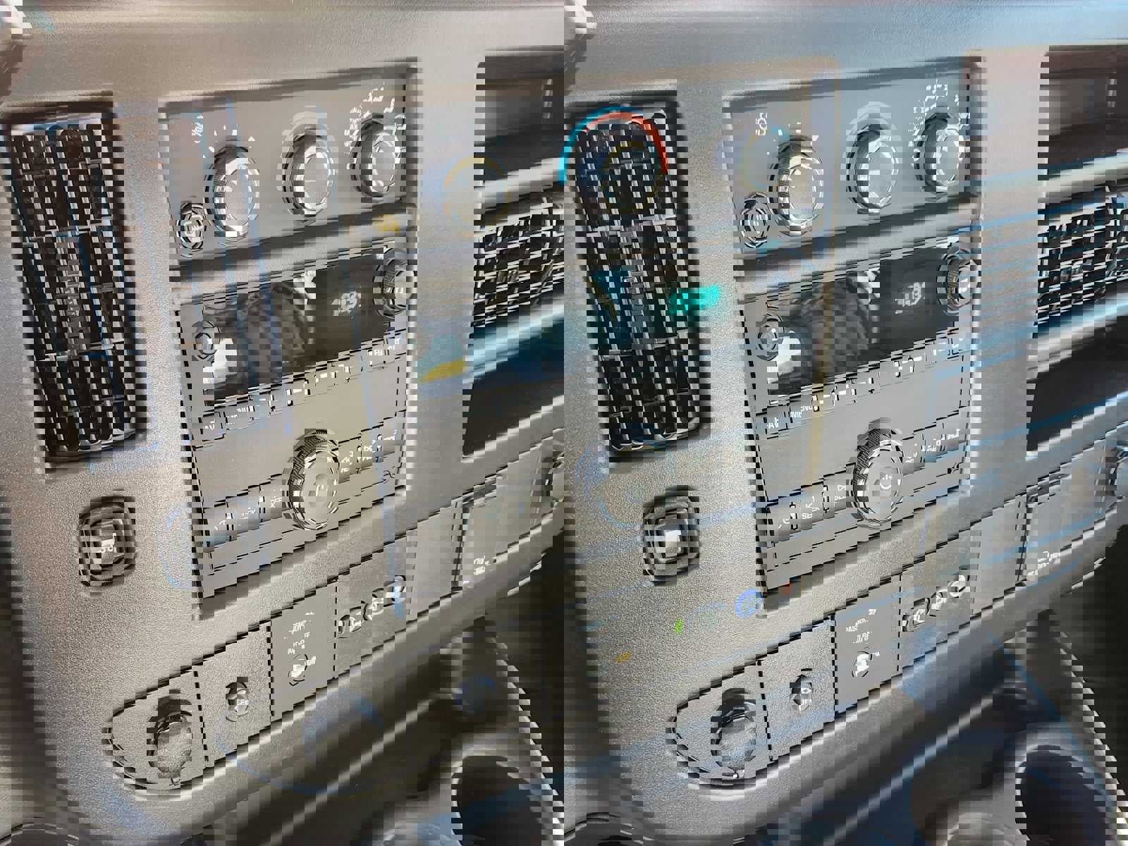 New 2025 GMC Savana 2500 Work Van image 19