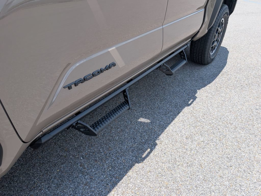 New 2026 Toyota Tacoma TRD Off-Road AWD/4WD image 9