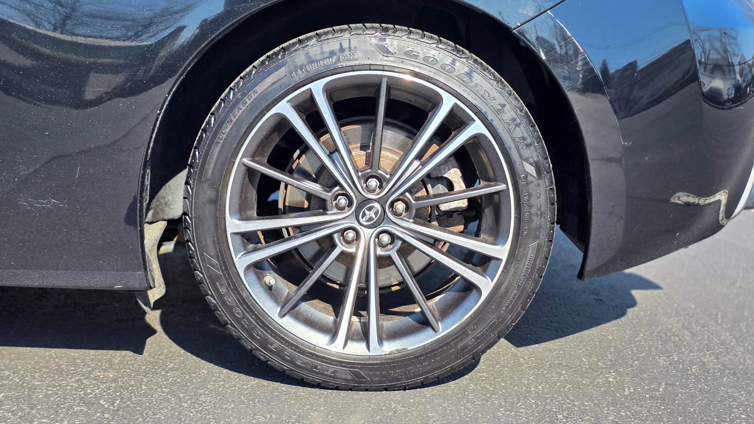 Used 2015 Scion FR-S RWD image 9