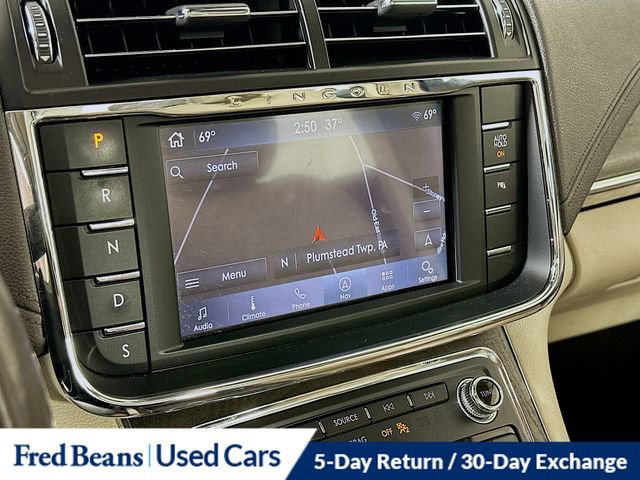 Certified 2020 Lincoln Continental Standard w/ Premium Package image 15