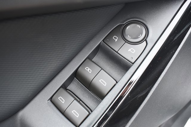 New 2026 Chevrolet Equinox LT w/ Midnight Edition image 12