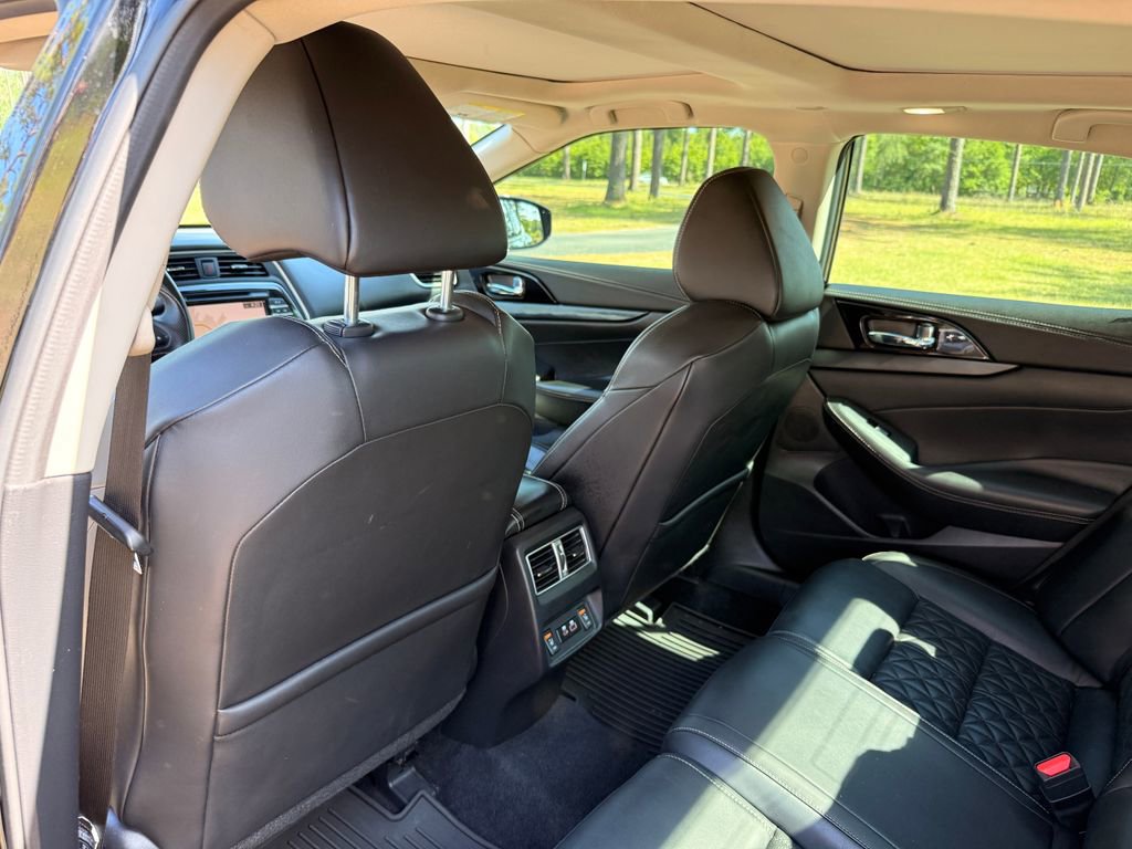 Used 2021 Nissan Maxima Platinum FWD image 26