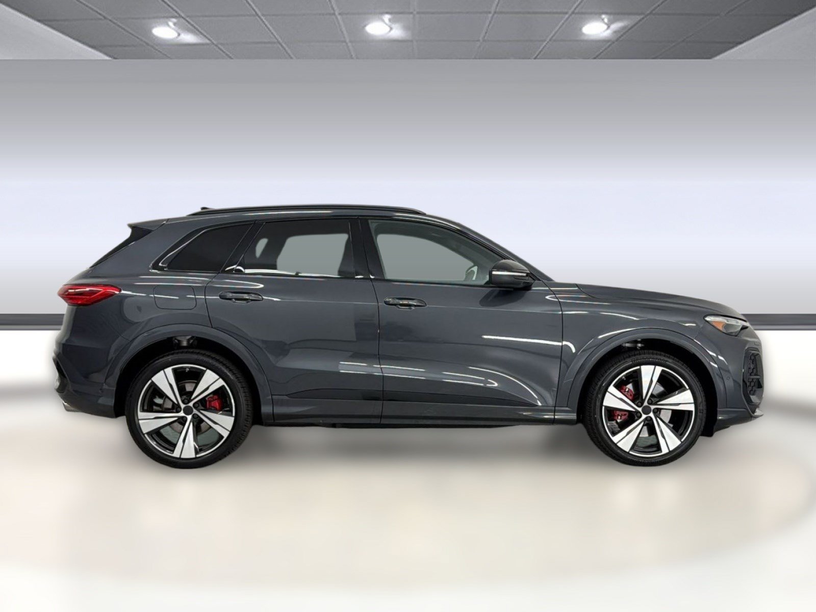 New 2026 Audi SQ5 Premium Plus AWD/4WD image 8