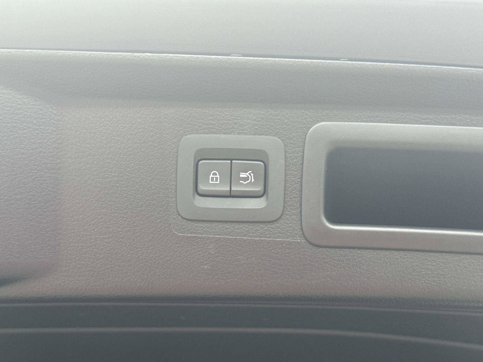 Certified 2024 MAZDA CX-50 AWD 2.5 S w/ Premium Package image 12