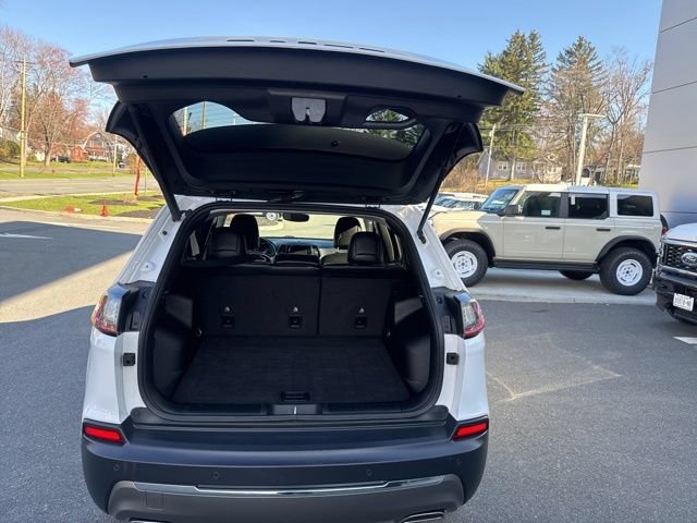 Used 2019 Jeep Cherokee Limited AWD/4WD image 11