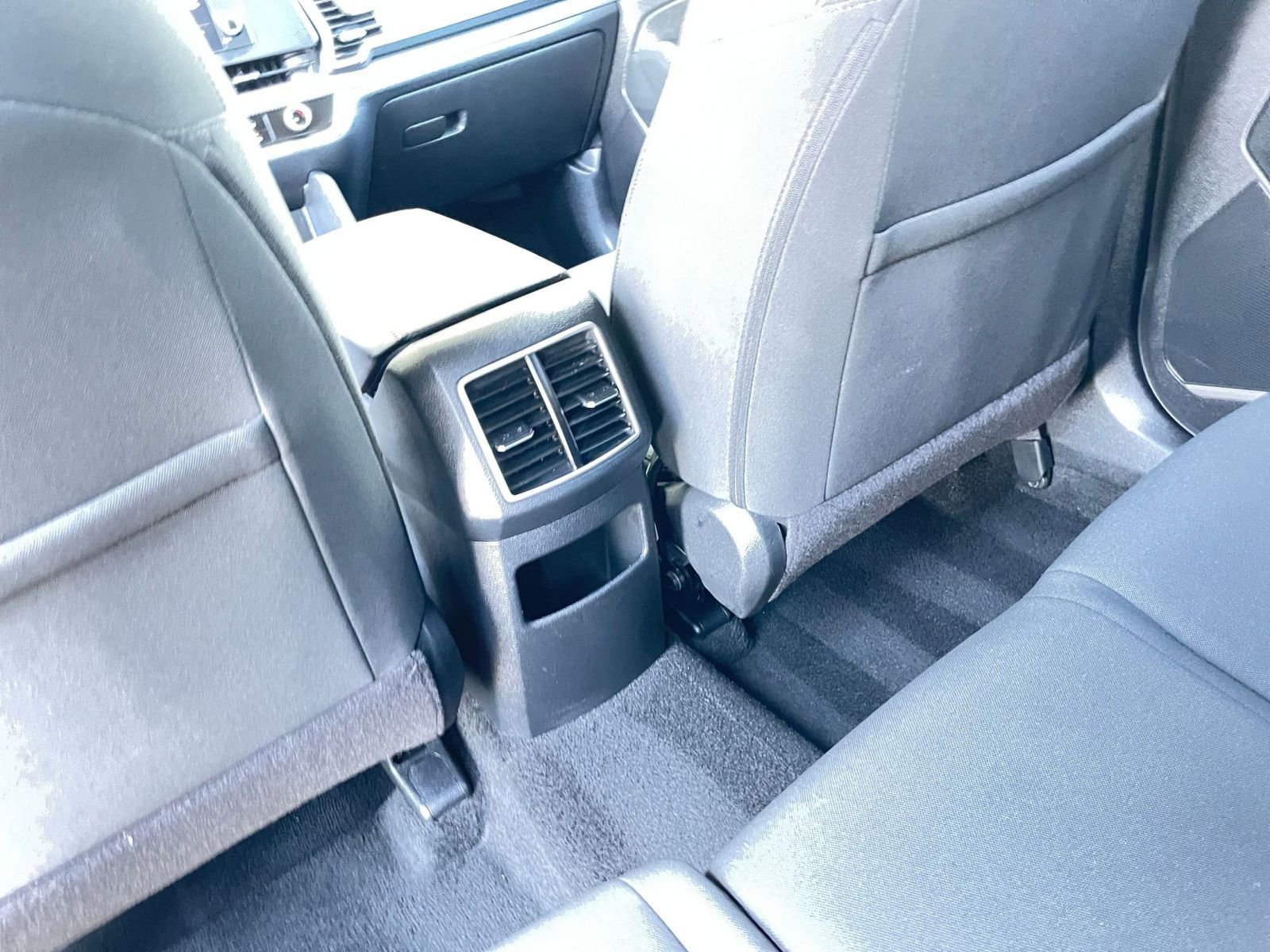 Used 2025 Kia Sportage LX image 23