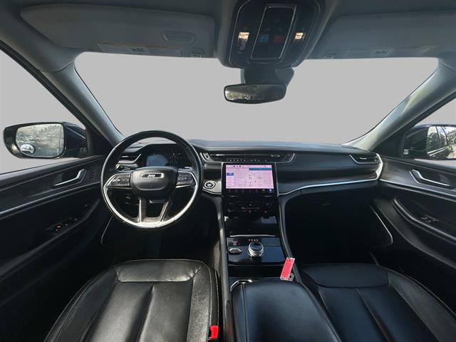 Used 2022 Jeep Grand Cherokee L Limited image 17