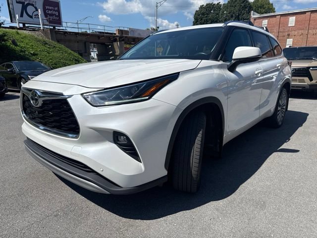 Used 2021 Toyota Highlander Platinum AWD/4WD image 5