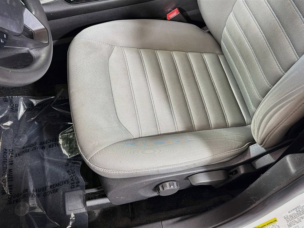 Used 2015 Ford Fusion S FWD image 19