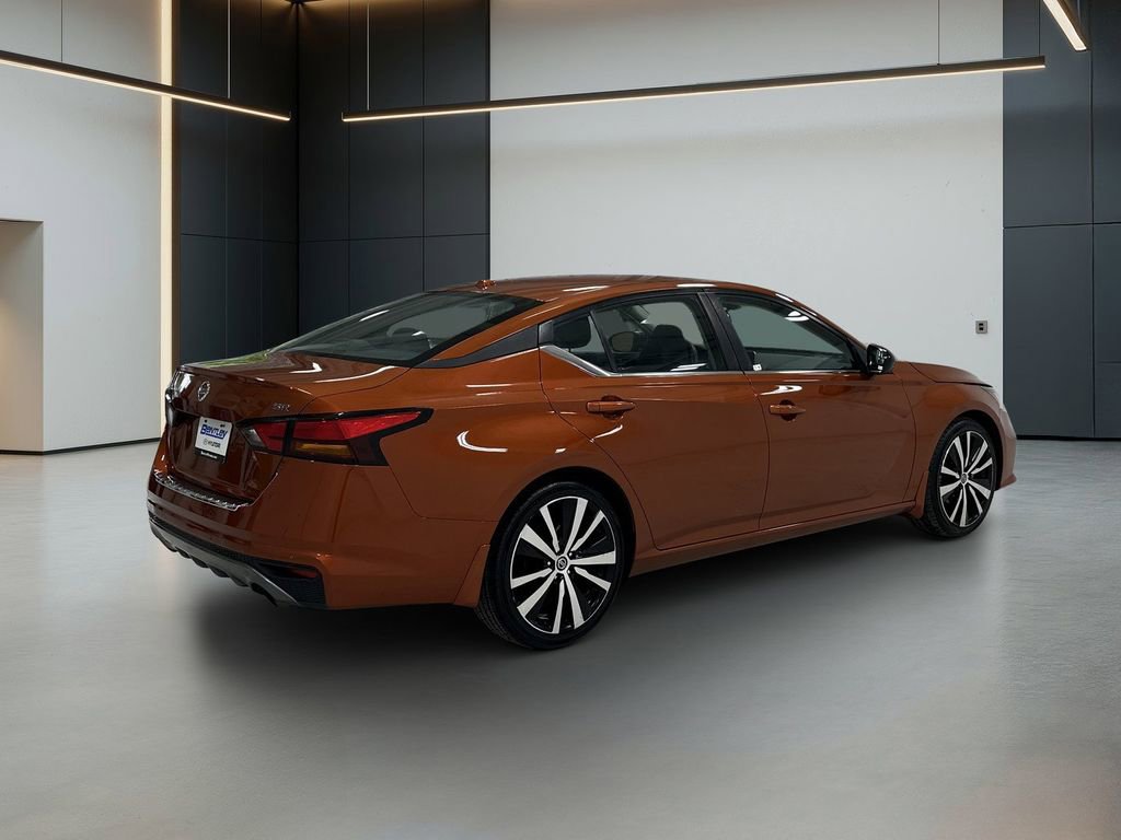 Used 2022 Nissan Altima 2.5 SR FWD image 5
