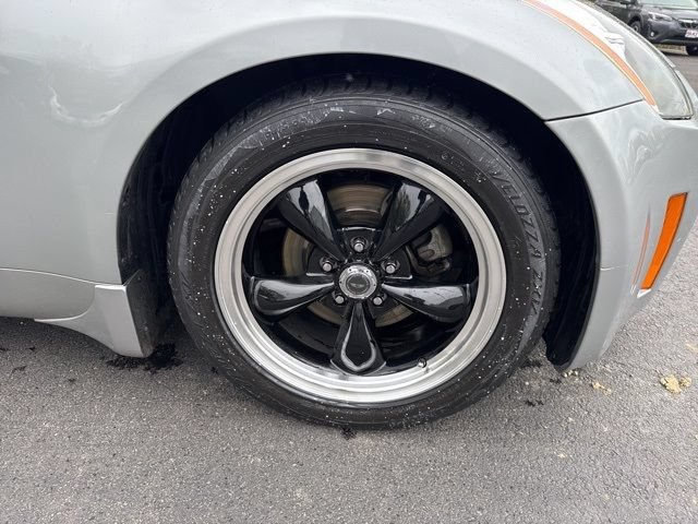 Used 2005 Nissan 350Z Enthusiast RWD image 18