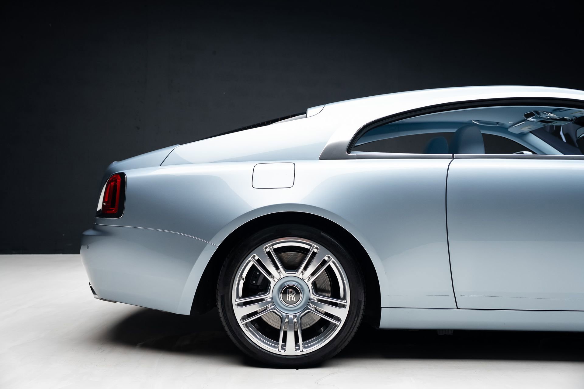 Used 2019 Rolls-Royce Wraith image 38