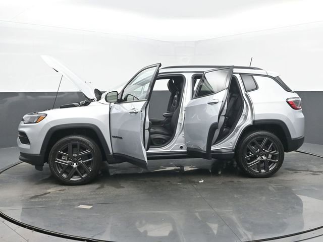 New 2026 Jeep Compass Latitude w/ Sun and Sound Group AWD/4WD image 55