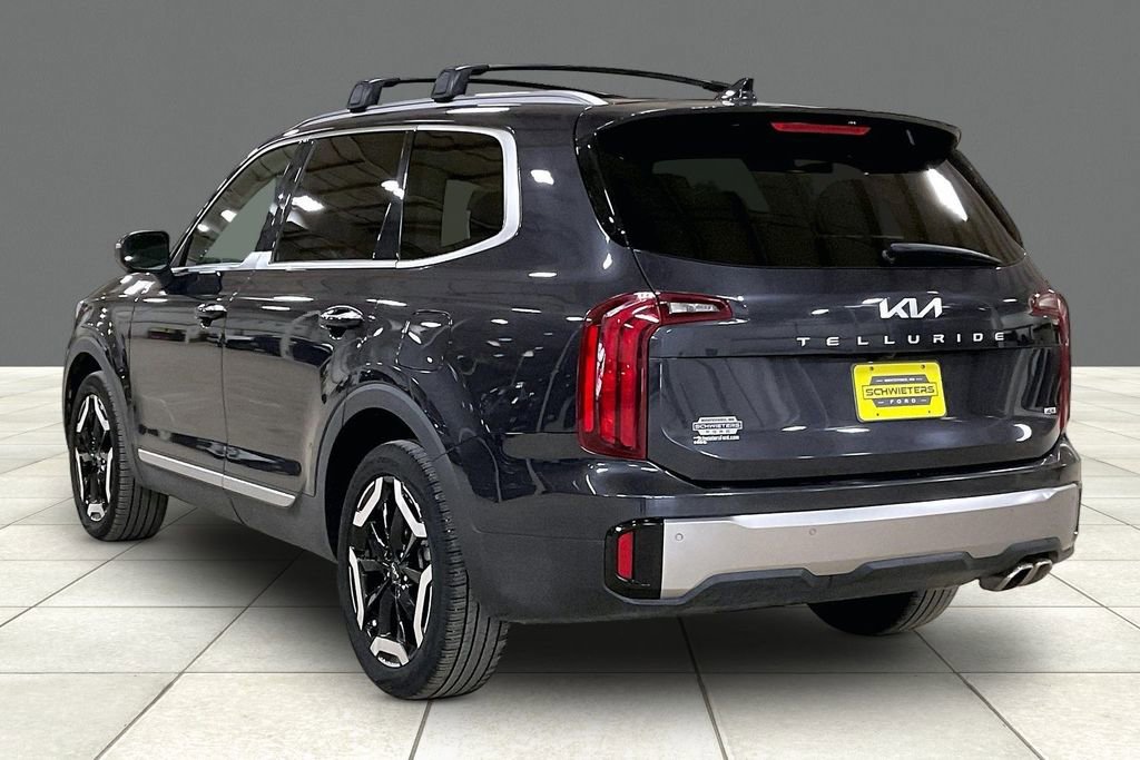 Used 2025 Kia Telluride S image 11