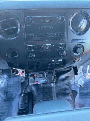 Used 2013 Ford F550 Full Dump and Plows w/ Payload Upgrade Pkg image 25