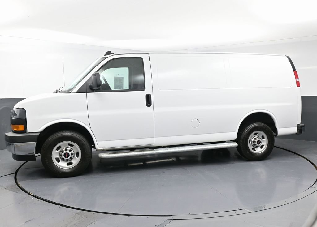 Used 2024 GMC Savana 2500 w/ Driver Convenience Package image 6