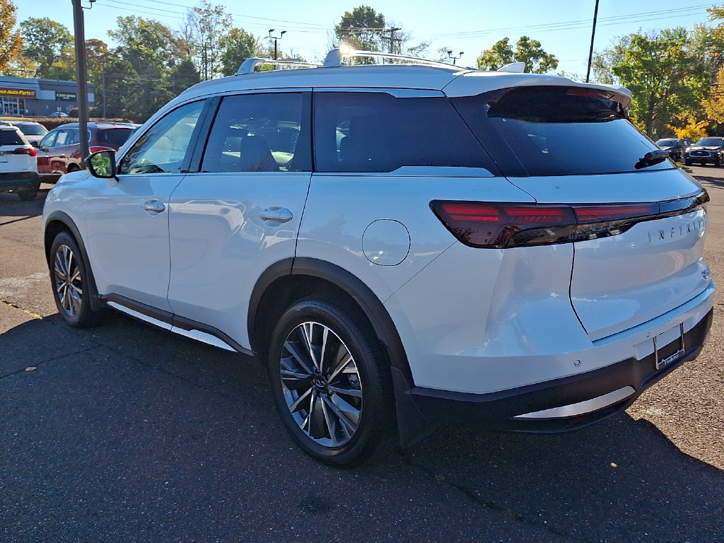 Certified 2026 INFINITI QX60 Luxe w/ Cargo Package AWD/4WD image 4
