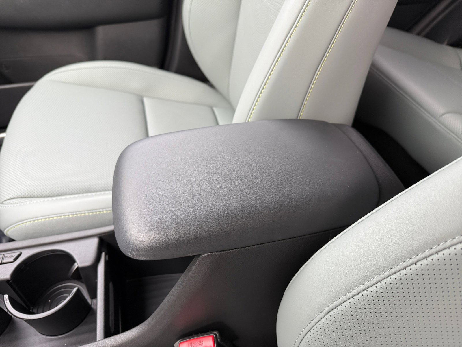 Certified 2025 Hyundai Kona Limited image 14