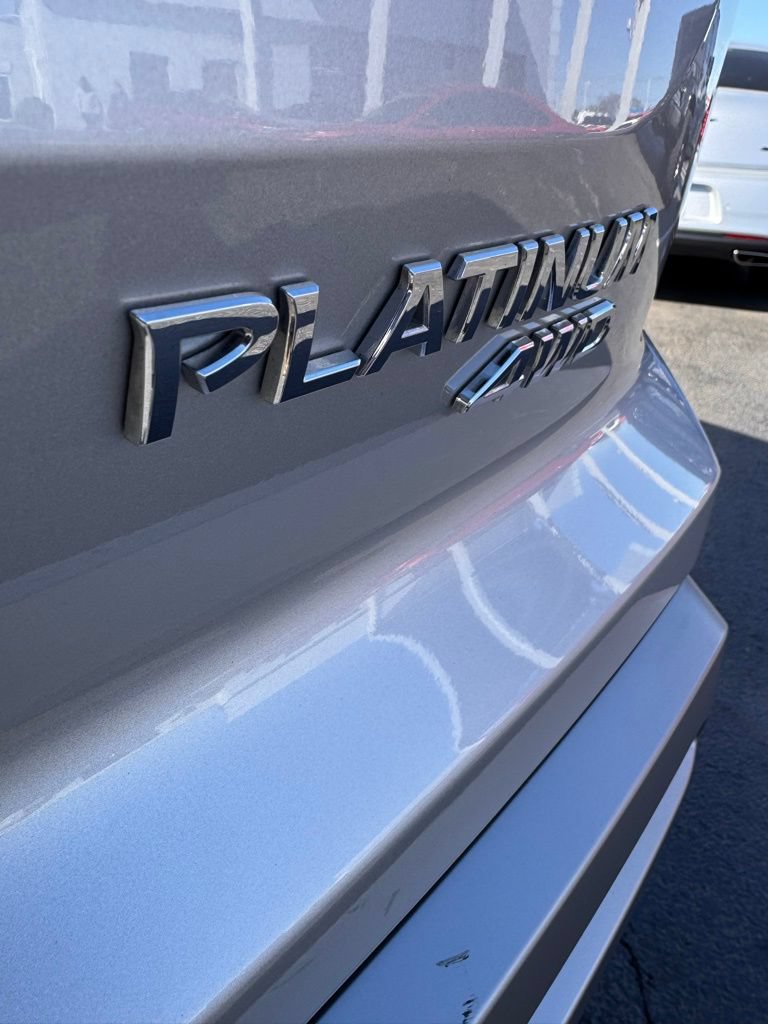 Used 2025 Nissan Pathfinder Platinum w/ Cargo Package AWD/4WD image 9