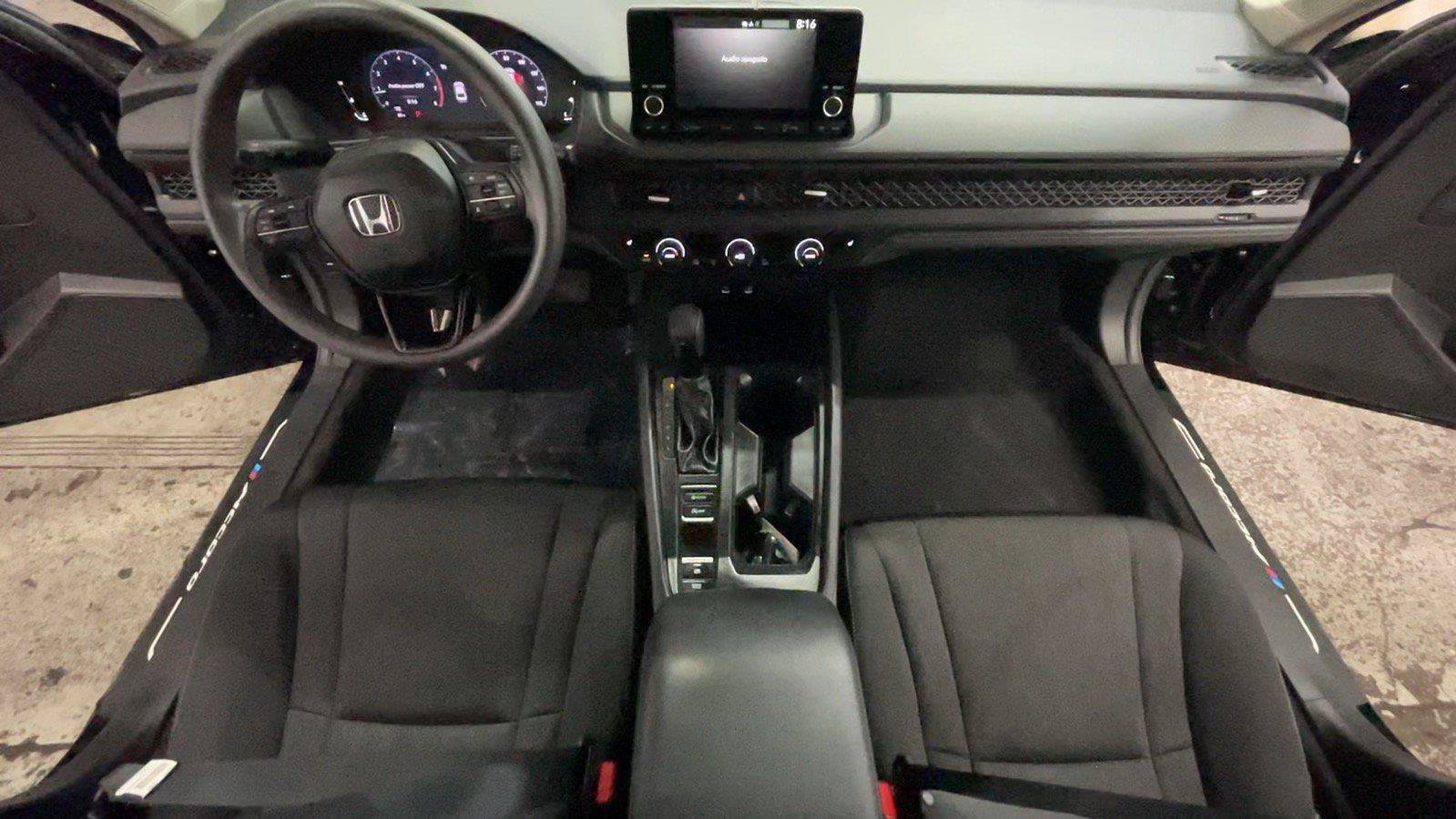 Used 2025 Honda Accord SE image 27