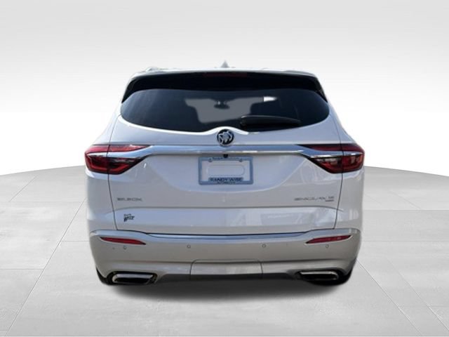Used 2018 Buick Enclave Premium w/ Experience Buick Package AWD/4WD image 4