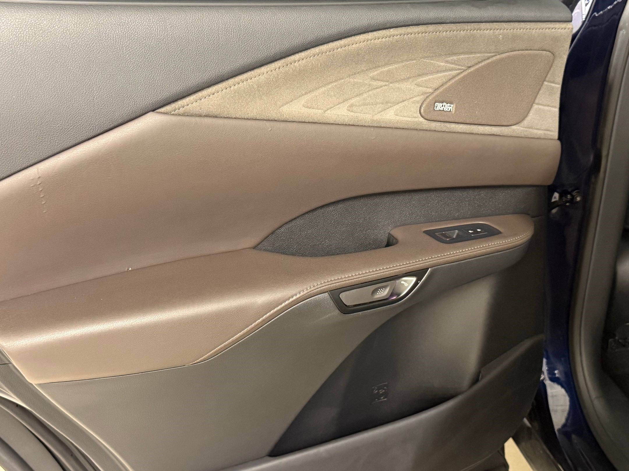 Used 2023 Lexus RX 350 FWD w/ Cold Area Package image 40