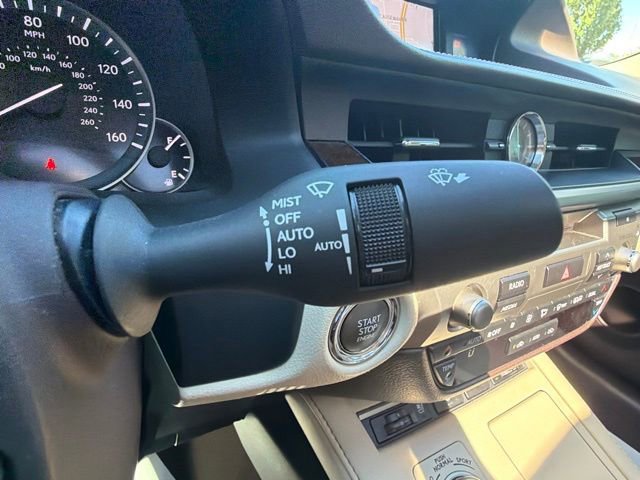 Used 2018 Lexus ES 350 w/ Luxury Package w/Wood Trim FWD image 26