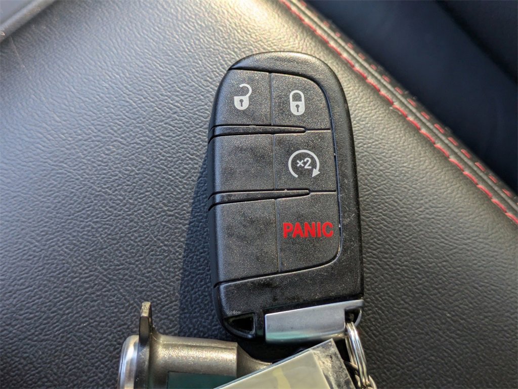 Used 2017 Dodge Journey GT image 32