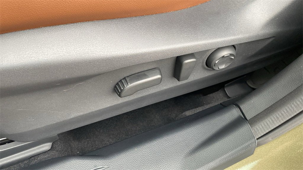 New 2025 Subaru Outback Touring XT image 19