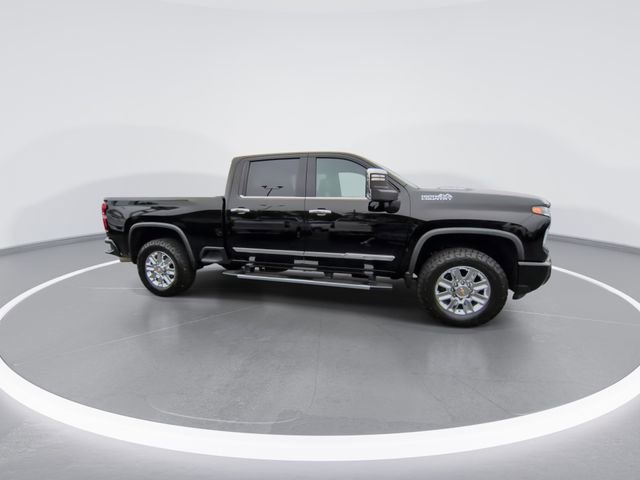Used 2024 Chevrolet Silverado 2500 High Country w/ High Country Premium Package image 9