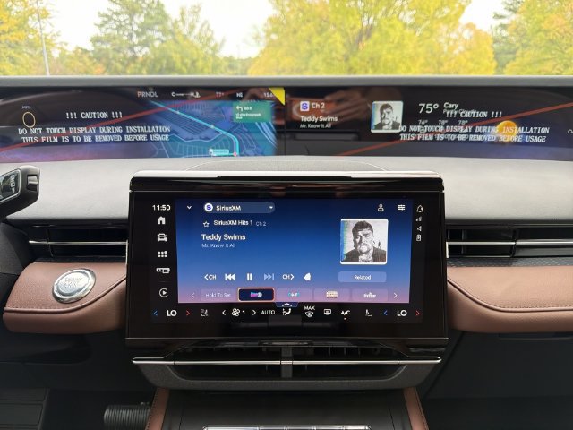 New 2026 Lincoln Nautilus Reserve AWD/4WD image 16